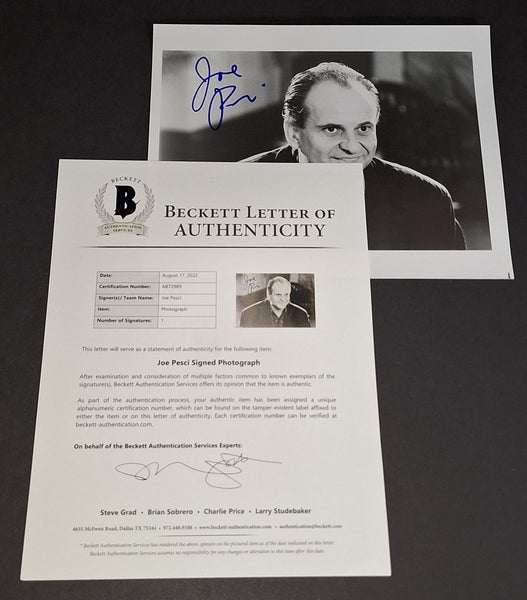 Joe Pesci autographed 8x10 Beckett COA