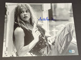 Linda Hamilton autographed 11x14 Beckett Witness COA