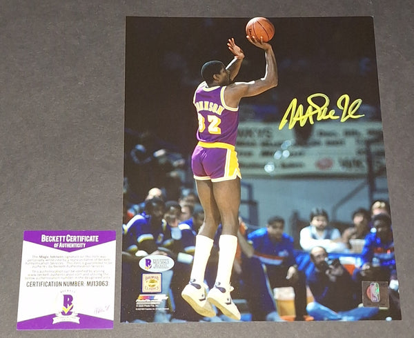 Magic Johnson Autographed 8x10 Beckett Witness COA