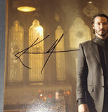 Keanu Reeves autographed 11x14 Beckett COA