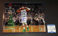 Paul Pierce autographed 11x14 Beckett COA