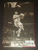 Scottie Pippen autographed book Beckett COA