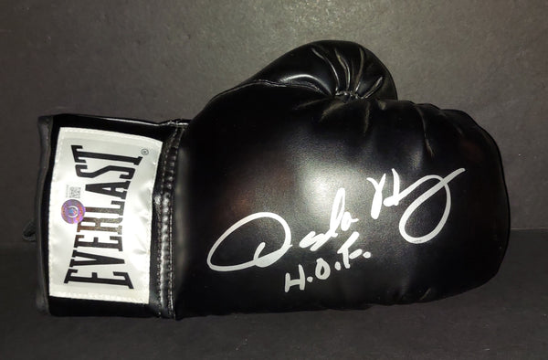 Oscar De La Hoya autographed boxing glove Beckett COA
